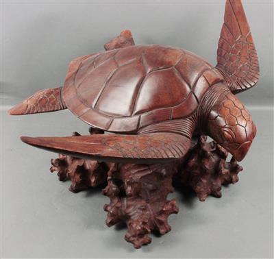Schildkröte auf Korallenstock - Antiques and art