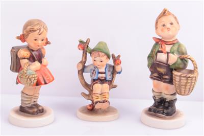 3 Hummelfiguren - Antiques and art