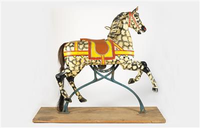 Gr. Karusselpferd, - Kunst, Antiquitäten und Möbel online auction