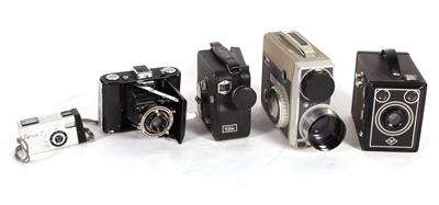 Diverse Foto und Filmkameras - Umění a starožitnosti