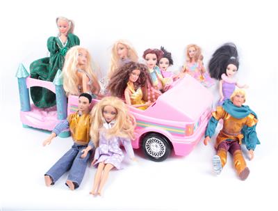 10 Barbie Puppen, 2 Ken - Antiques and art