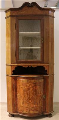 Eckschrank im Barockstil, - Antiques and art