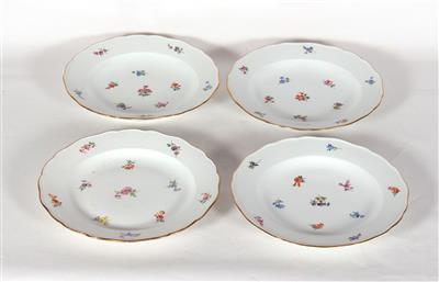 9 Speiseteller, Porzellanmanufaktur Meissen, 19. Jahrhundert - Antiques and art