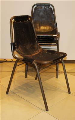 Satz von sechs Stühle im Stile von Charlotte Perriand, - Design and furniture