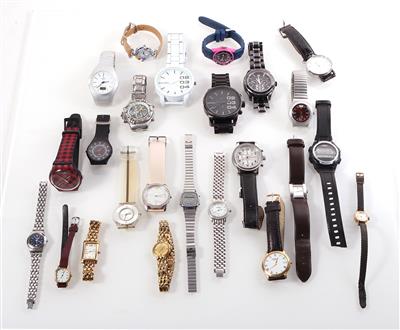 24 Armbanduhren - Arte e antiquariato