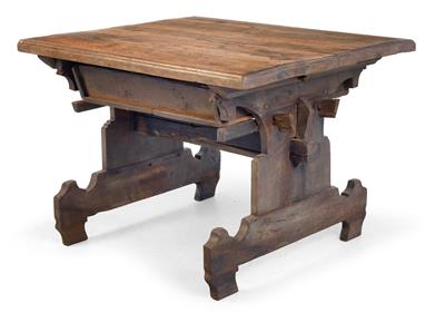 Bäuerl. Tisch in gotisierender Art, - Kunst, Antiquitäten, Möbel und Technik