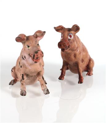 2 Tierfiguren, "Schweine" - Umění a starožitnosti