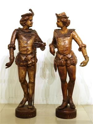 Seltenes und hochdekoratives Paar Skulpturen "elegante venezianische Pagen" - Umění a starožitnosti