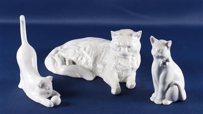 3 verschiedene Tierfiguren "Katzen" - Antiques and art