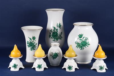 4 verschiedene Vasen u. 4 Kerzenständer, Wiener Porzellanmanufaktur Augarten - Arte e antiquariato