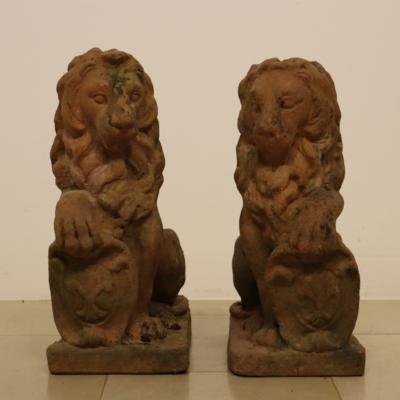 Paar Portallöwen mit Wappenkartuschen - Art, antiques, furniture and technology
