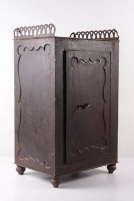Ungewöhnliche eisenen Kassa in Form eines Miniaturschrankes - Kunst, Antiquitäten, Möbel und Technik