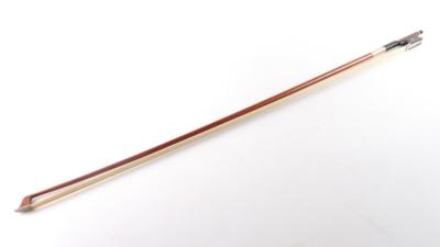 Silbermontierter Violinbogen, dier runde Stange ist gestempelt:F. N. VOIRIN A PARIS - Kunst, Antiquitäten, Möbel und Technik