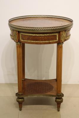 Runder Beistelltisch im franz. Louis XVI-Stil - Umění, starožitnosti, nábytek a technika