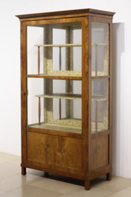 Biedermeier Vitrine - Umění, starožitnosti, nábytek a technika