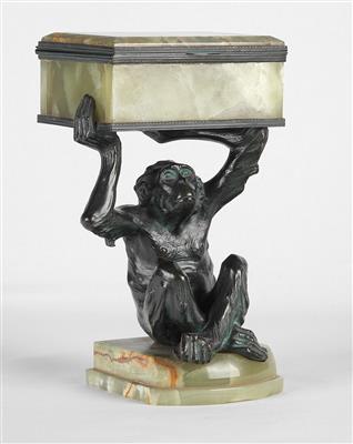 Sitzender Affe mit Schatulle - Kunst, Antiquitäten und Möbel