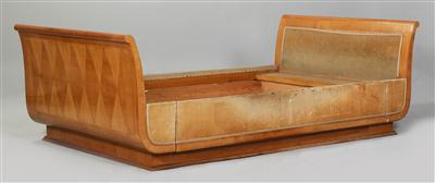 Großes Bett, - Summer-auction