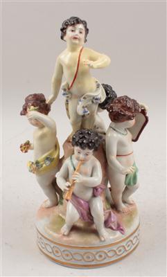 Gruppe von Putti, - Antiques and Paintings