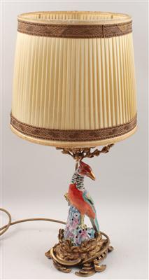 Tischlampe mit Vogel, - Saisoneröffnungsauktion Antiquitäten & Bilder