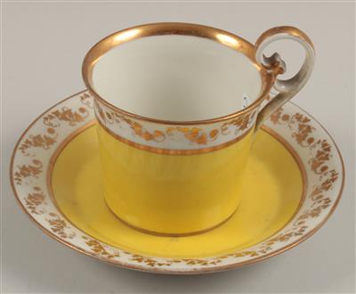 Tasse und Untertasse, - Antiques and Paintings