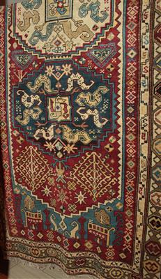 Derbent ca. 343 x 146 cm, - Winterauktion - Antiquitäten,<br />Möbel und Bilder