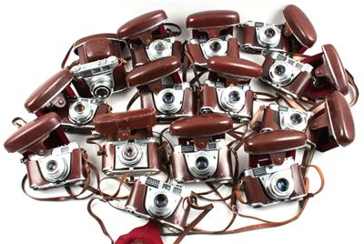 14 Kodak Retinette Kameras: - Antiquitäten & Bilder mit Schwerpunkt Moderne und Zeitgenössische Druckgrafik