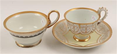 Teetasse und Kaffeetasse mit Untertasse, - Antiquariato e Dipinti