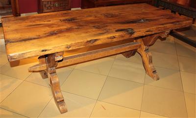 Rechteckiger Tisch in rustikaler Art, - Saisonabschluss-Auktion Bilder Varia, Antiquitäten, Möbel/Design