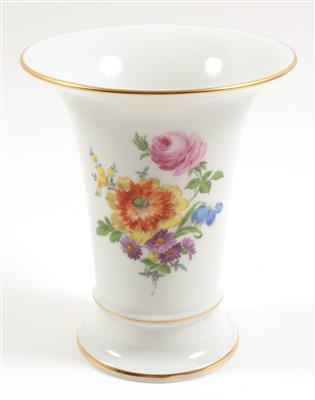 Vase, - Antiques and Paintings