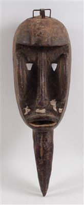 Dan-Kran, Elfenbeinküste, Liberia: Eine alte Maske mit einem langen Schnabel. - Antiquariato e Dipinti