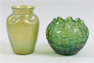 Zwei kleine Vasen, - Antiquitäten & Bilder