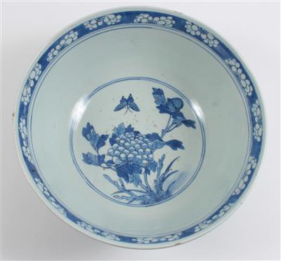 Blau-weiße Schale, - Saisonabschluß-Auktion Bilder Varia, Antiquitäten, Möbel, Teppiche und Design