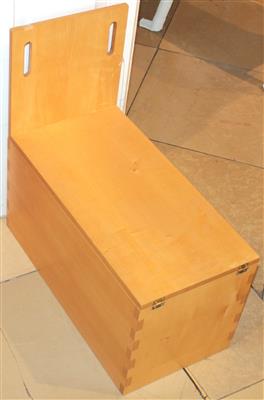 Prototyp-"Kids Box"-Kindermöbel - Saisonabschluß-Auktion Bilder Varia, Antiquitäten, Möbel, Teppiche und Design