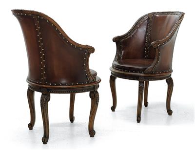 A pair of English armchairs, - Selected by Hohenlohe