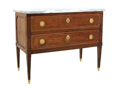 A salon chest of drawers, - Selected by Hohenlohe