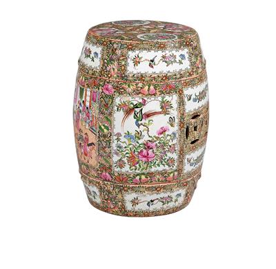 A Canton ‘Famille Rose’ Garden Stool, China, Red Six-Character Mark Yang Cheng Wu Chen Nian Zhi, 1868 - Asian Art, Works of Art and Furniture