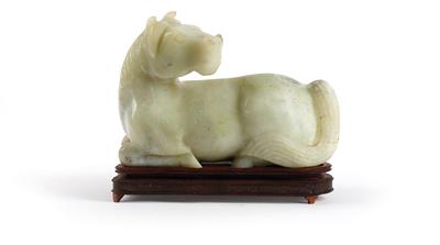 A Large Resting Horse, China, 19th Century - Antiquariato e mobili