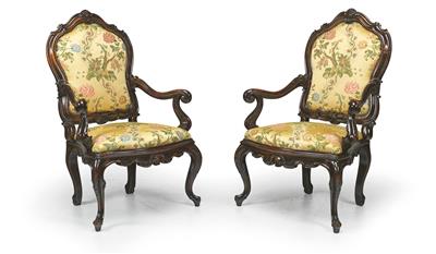 A Pair of Neo-Baroque Armchairs, - Starožitnosti