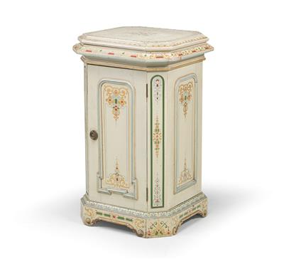 A Small Cabinet, - Antiquariato e mobili