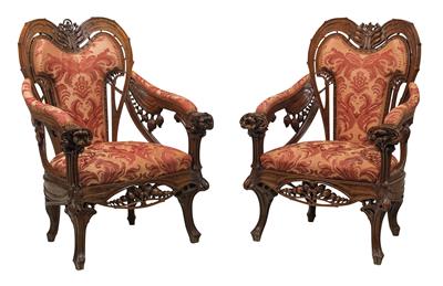 An unusual pair of armchairs, - Nábytek
