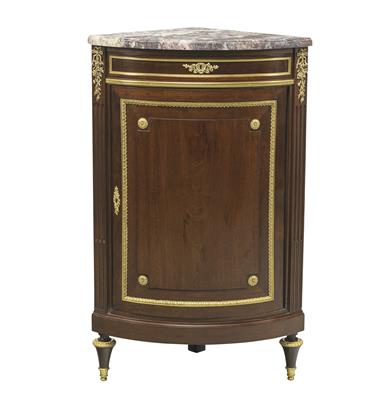 A corner cabinet, - Asiatics, Works of Art and furniture