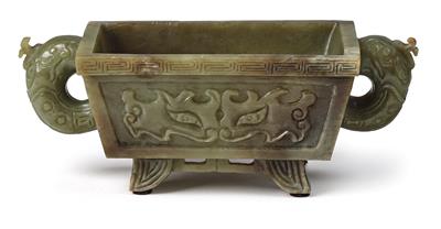 Jade vessel, China, Qing Dynasty, - Asiatics, Works of Art and furniture