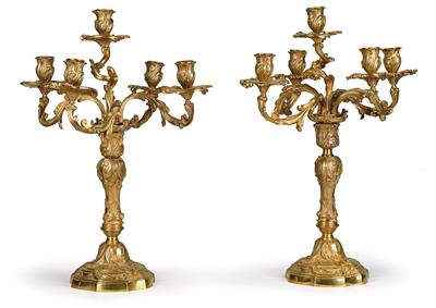 A pair of five-arm candelabra, - Nábytek