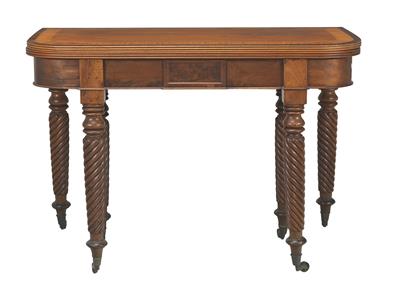 An unusual extending table, - Asiatics, Works of Art and furniture