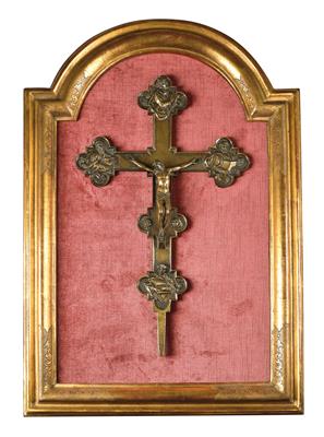 A processional cross, - Asiatics, Works of Art and furniture