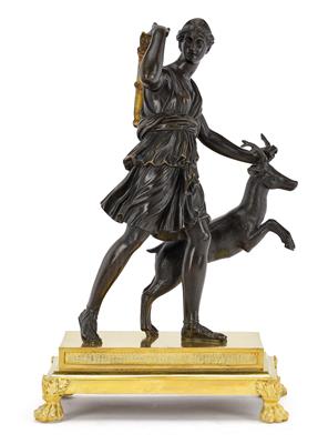 A “Diana of Versailles” Bronze Figure, - Antiquariato