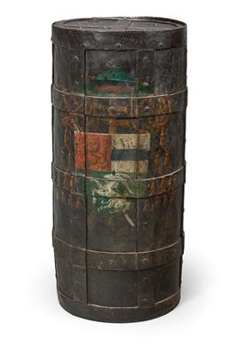 An Extremely Rare Late-Renaissance Iron Chest - Antiquariato
