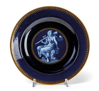 A Decorative Plate with Omphale, - Antiquariato