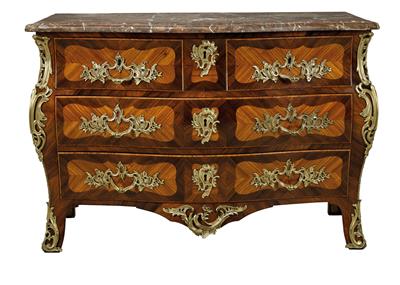 A French Chest of Drawers - Antiquariato