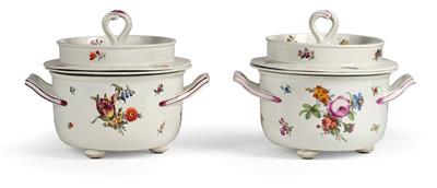 A Pair of Cooling Vessels with Bowl Inserts and Covers, - Antiquariato